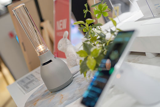 レビュー】新型グラスサウンドスピーカー『LSPX-S3』ショールーム実機