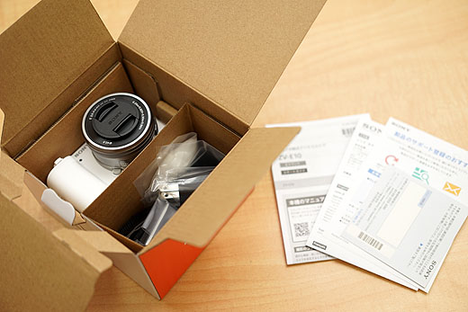 爆安VLOGCAM『ZV-E10』本日発売！ 実機開梱レポート - ソニーの新商品