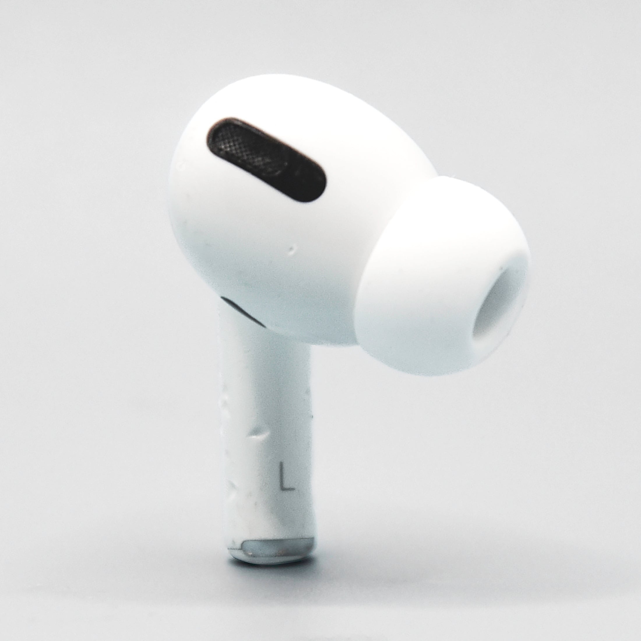 Left Replacement AirPod - AirPods Pro (1st Generation) - Well