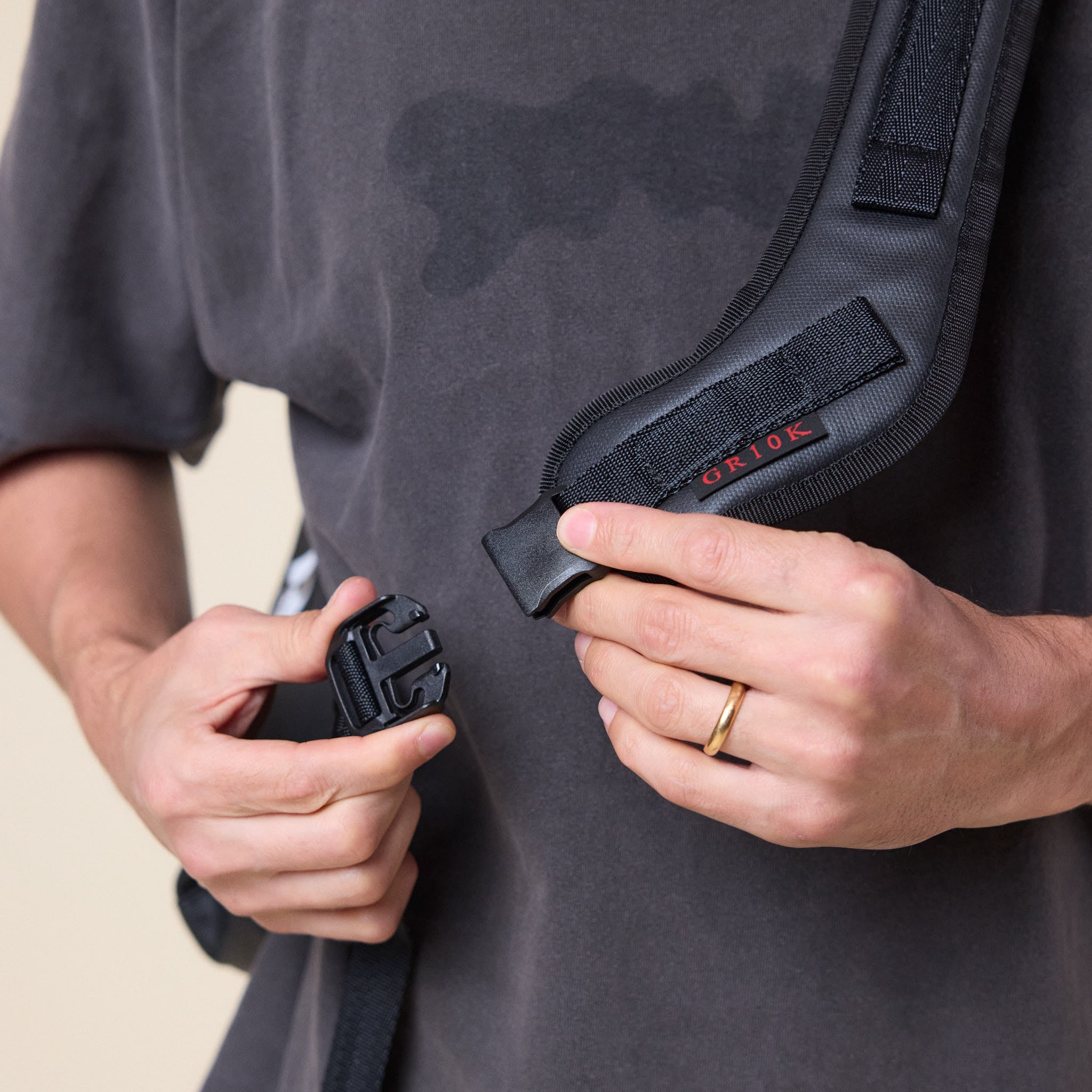 GR10K - Crossbody Bag - Black | T.T.O.O