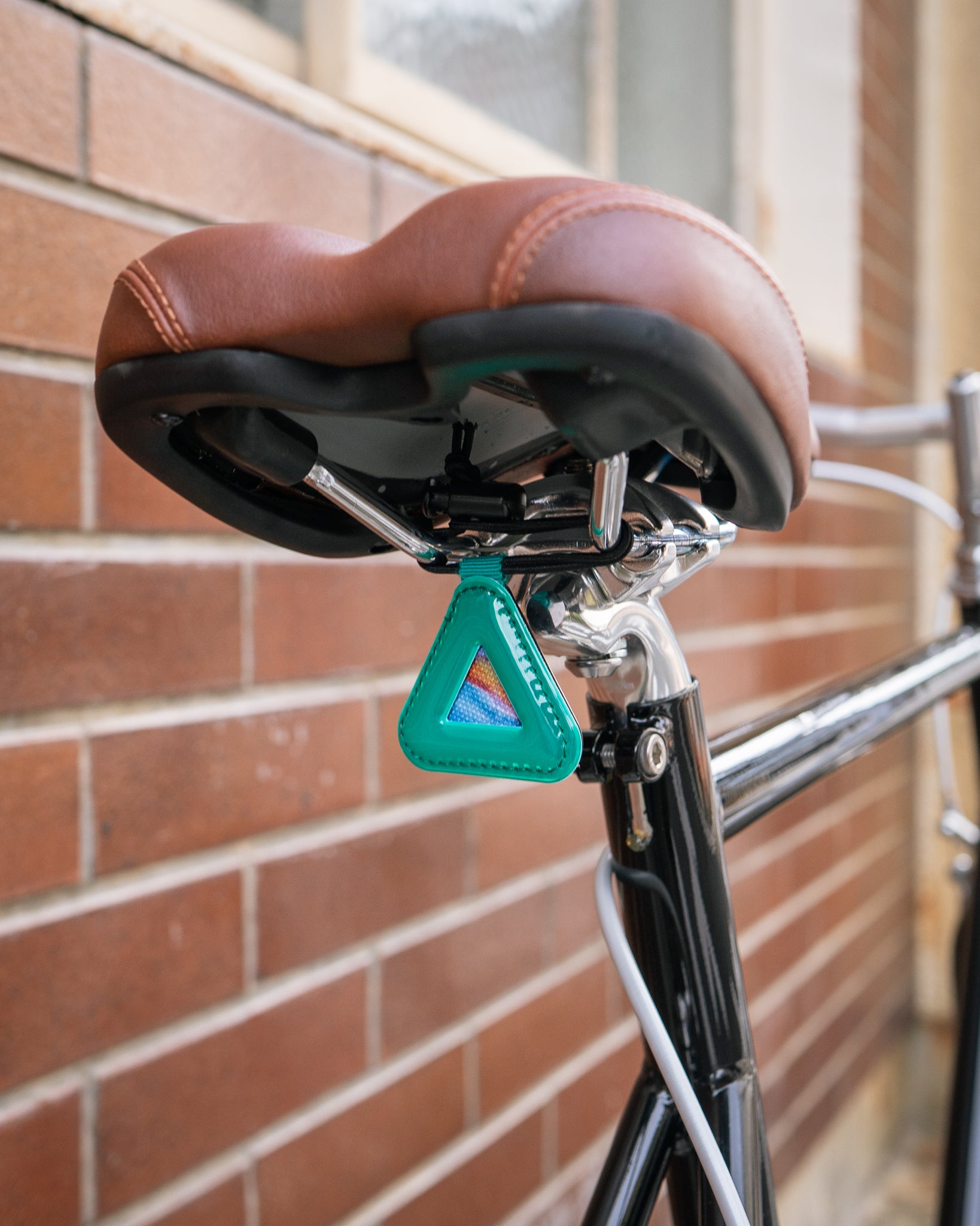 BLUE LUG triangle reflector MINI – tokyobike plus fukuoka