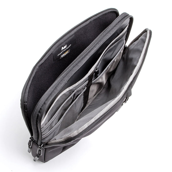 エアー クラッチバッグ TRAVEL COLLECTION Tech Folio 13 Aer AER