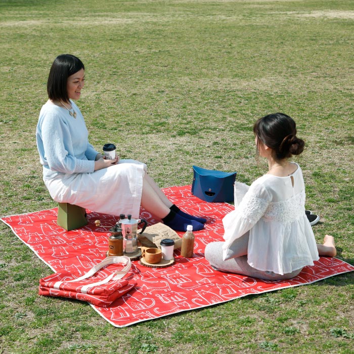 楽天市場】ピクニックシート L 180x144cm 収納バッグ付き | レジャー