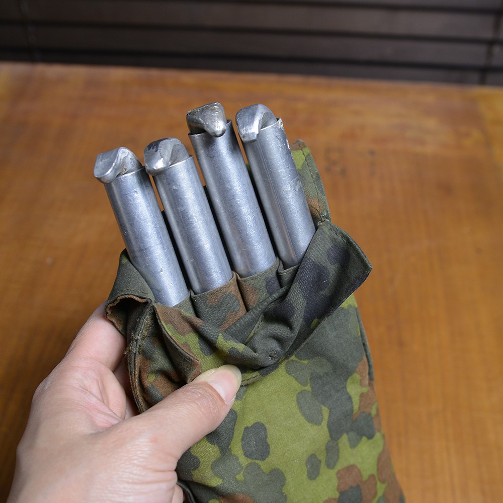 楽天市場】ドイツ軍放出品 テント用ポール&ペグセット 収納袋付き