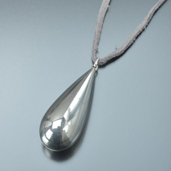 楽天市場】新品仕上げ GUCCI グッチ ティアドロップ ネックレス SV925