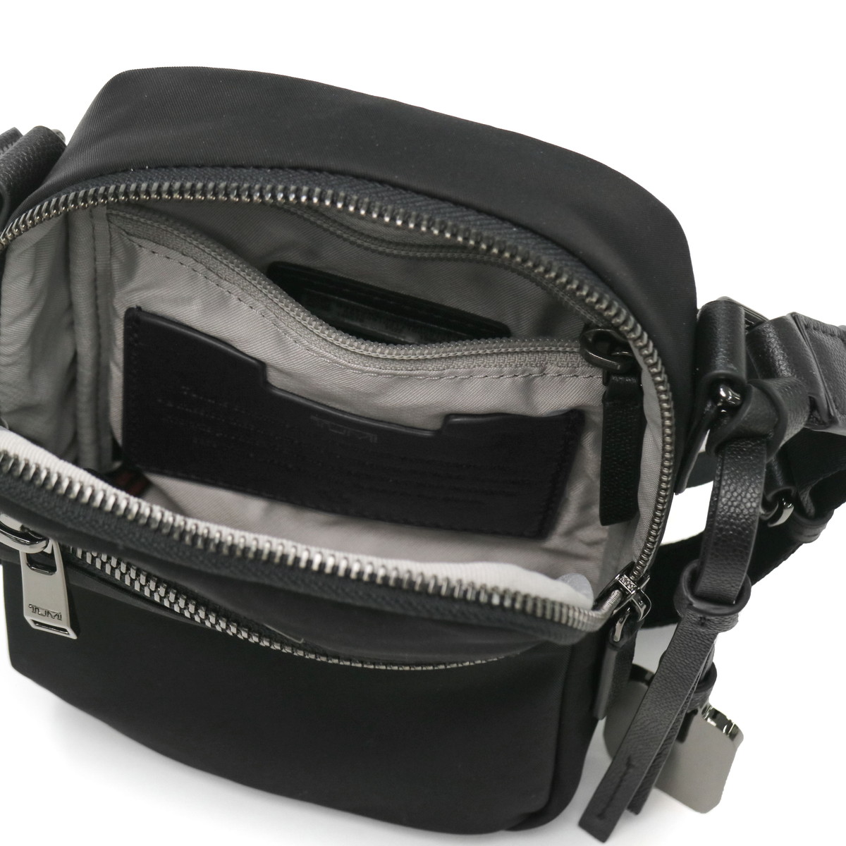 楽天市場】【最大46倍 2/25限定】【正規品5年保証】 トゥミ ショルダー