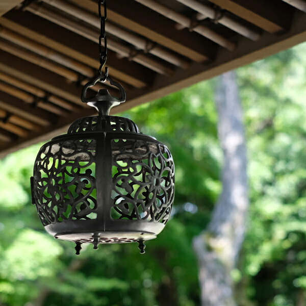 楽天市場】灯篭 吊灯篭 桜 高岡銅器 吊り灯篭 灯籠 燈籠 照明加工 LED