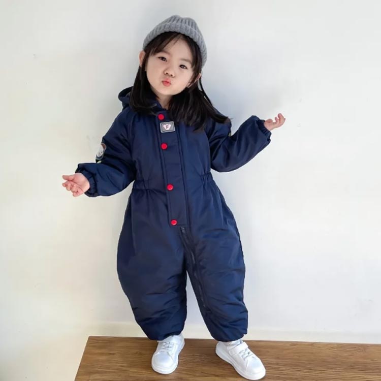 楽天市場】ジャンプスーツ 雪遊び 防寒 キッズ つなぎ スキーウェア