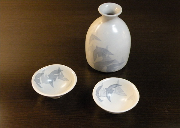 楽天市場】【砥部焼】和紙染 鳥 徳利 盃 セット【陶彩窯】鳥柄