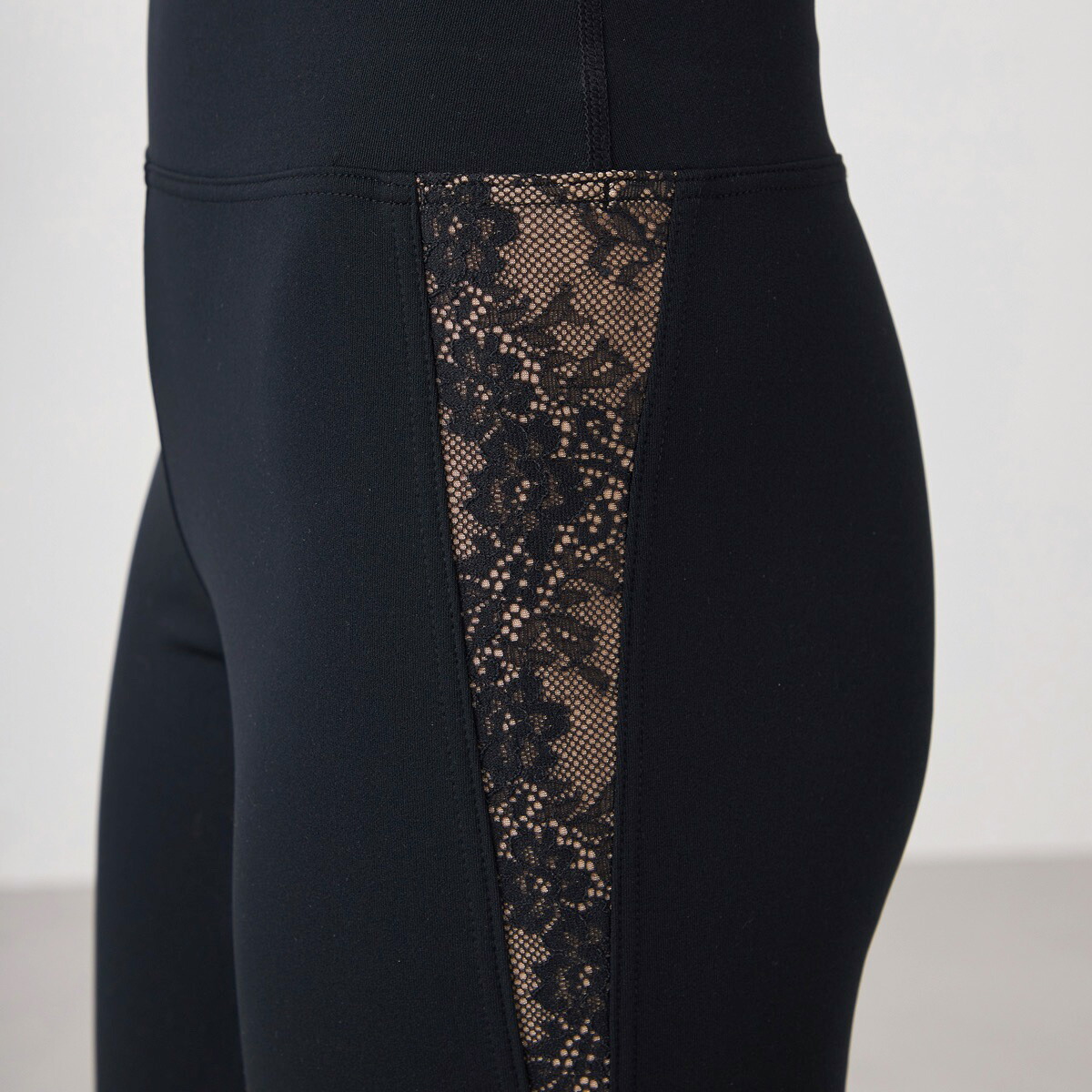 チャコット バランス サイドレースコンビレギンス ブラックL新品 ヨガ