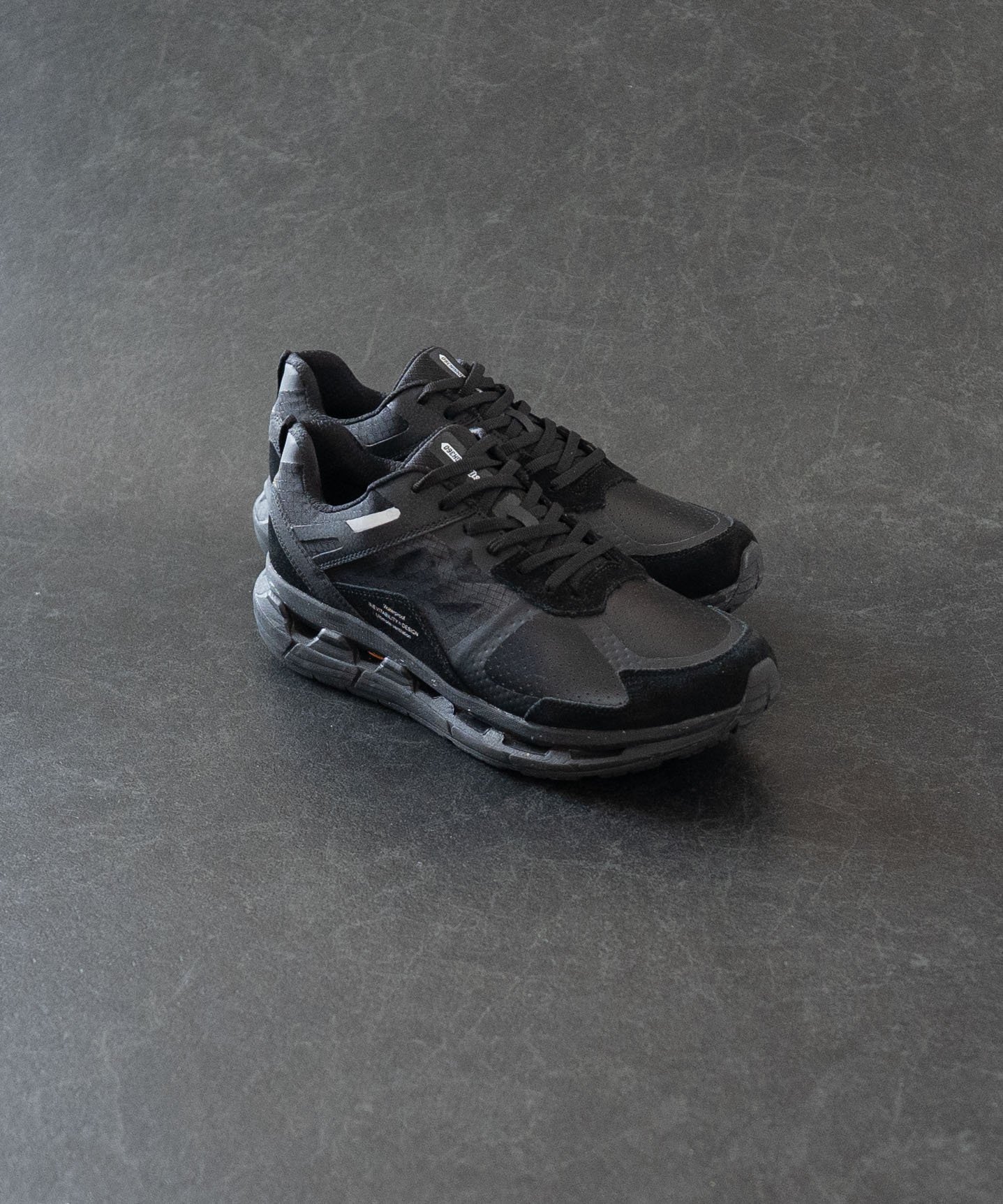 composite｜MOISTHROUGH360 特許取得・通気防水システム採用