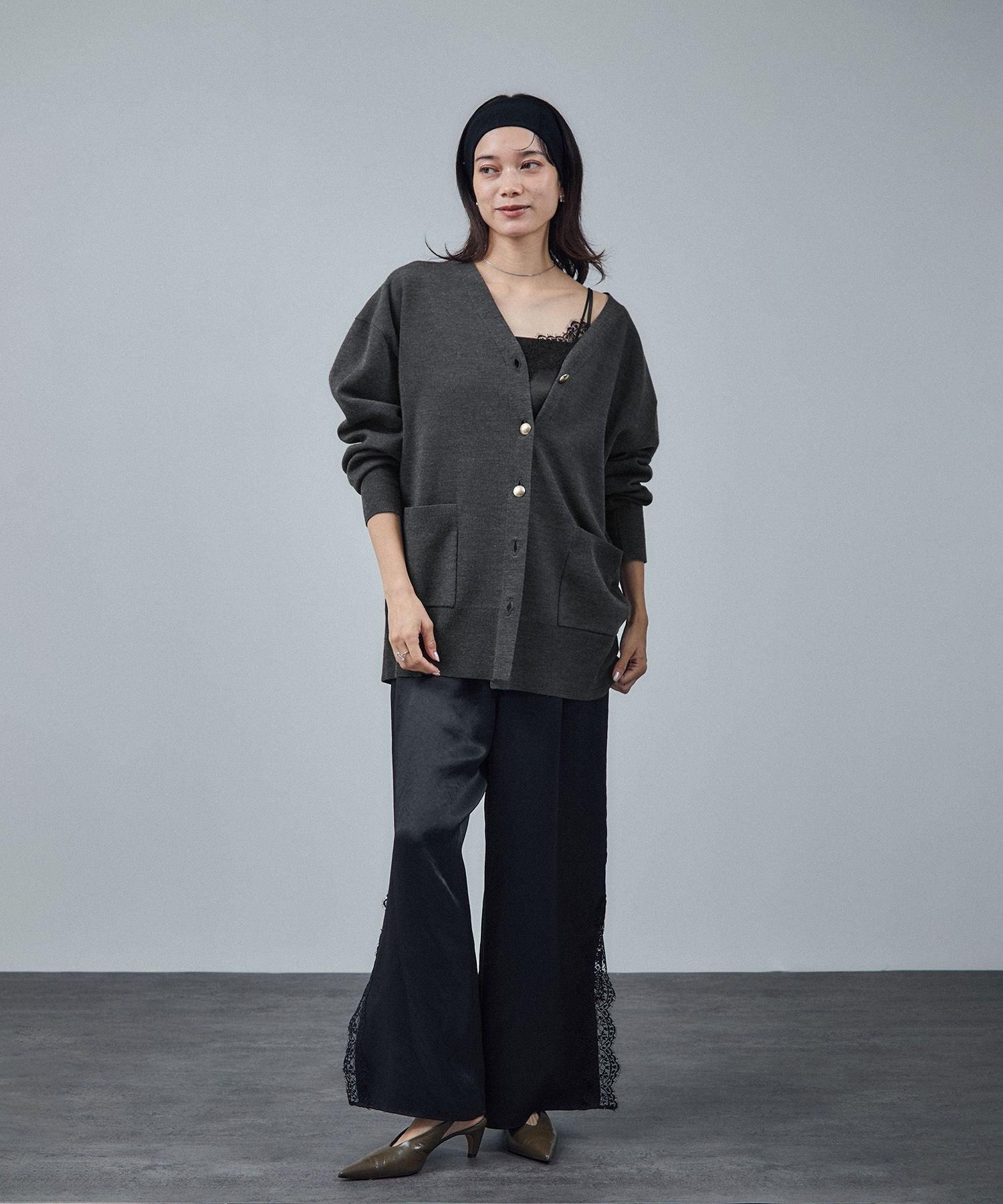 SALON adam et rope'｜ウールVネック金ボタンカーディガン | Rakuten