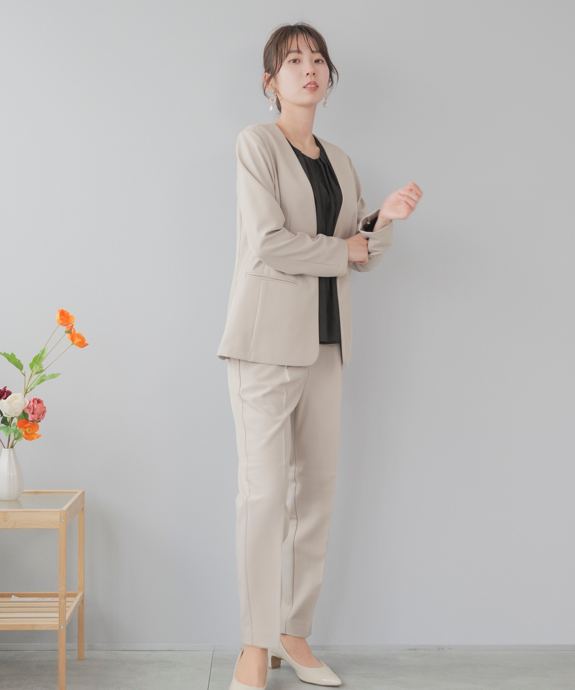 楽天市場】ノーカラー スーツ（カラーベージュ）（レディース