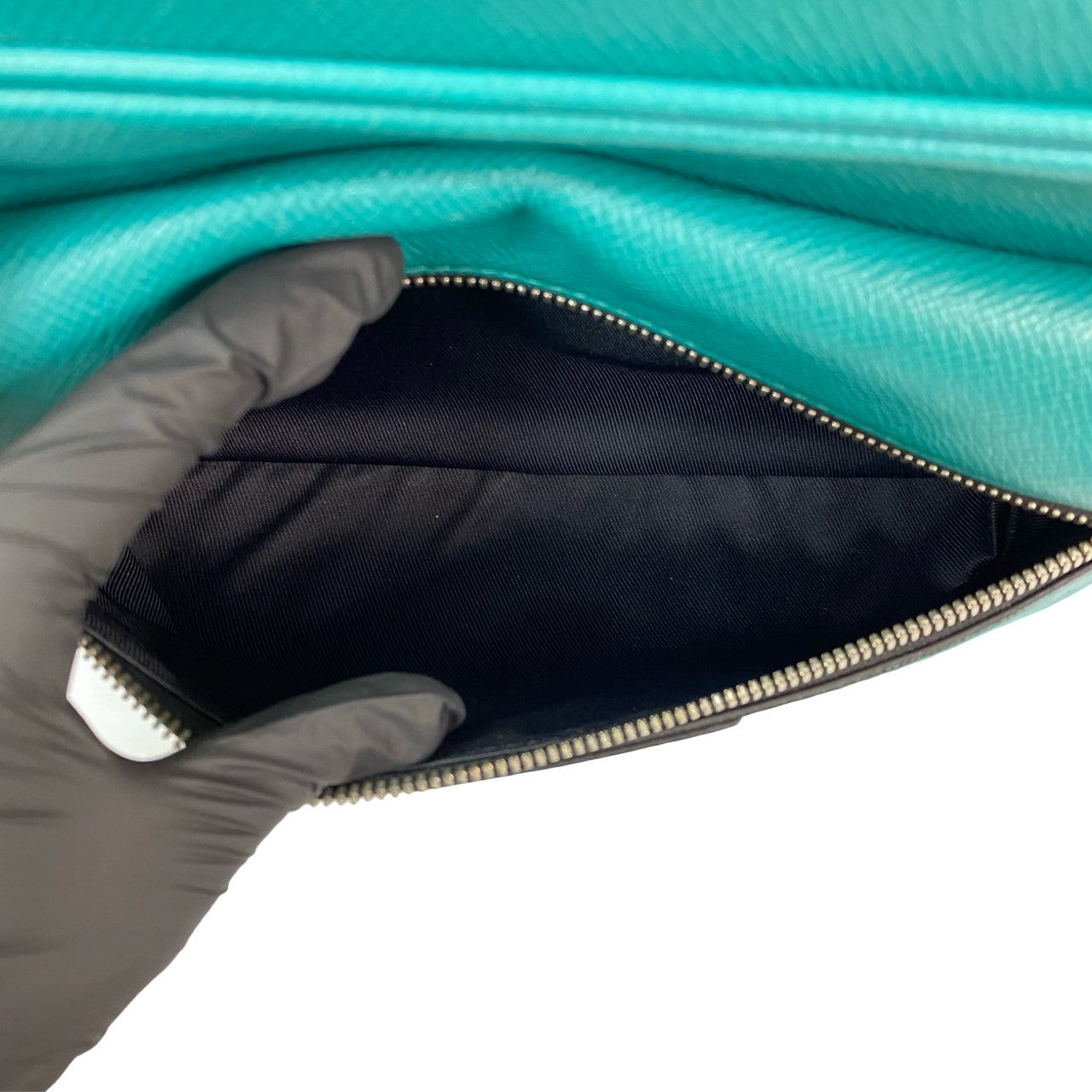 LOUIS VUITTON ルイヴィトン アウトドア メッセンジャーPM ショルダー