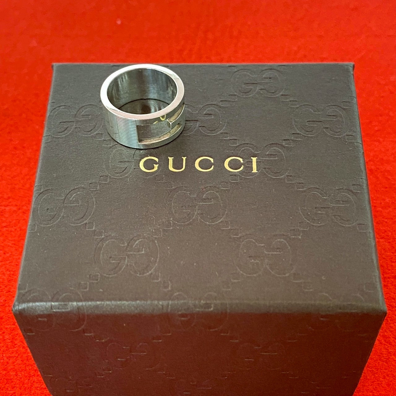 GUCCI スクエア G リング – Trip