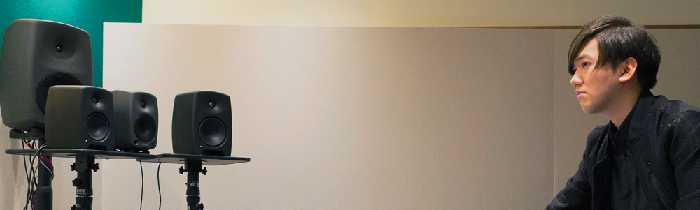 モニタースピーカーGENELEC「M030」をEDMクリエイターのTeddyLoidが