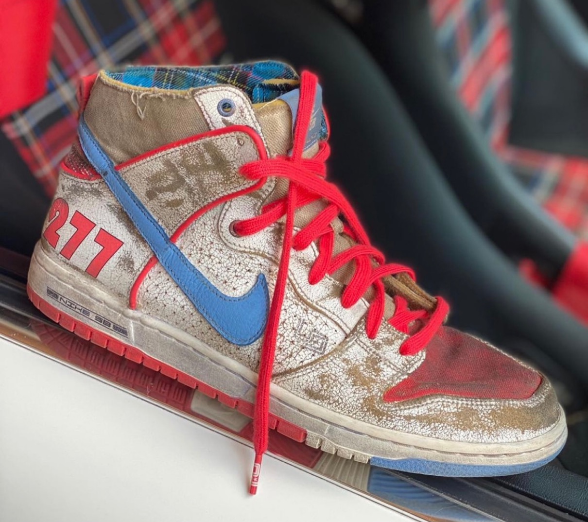 Nike SB × Magnus Walker × Ishod Wair】Dunk High Pro Decon QSが国内