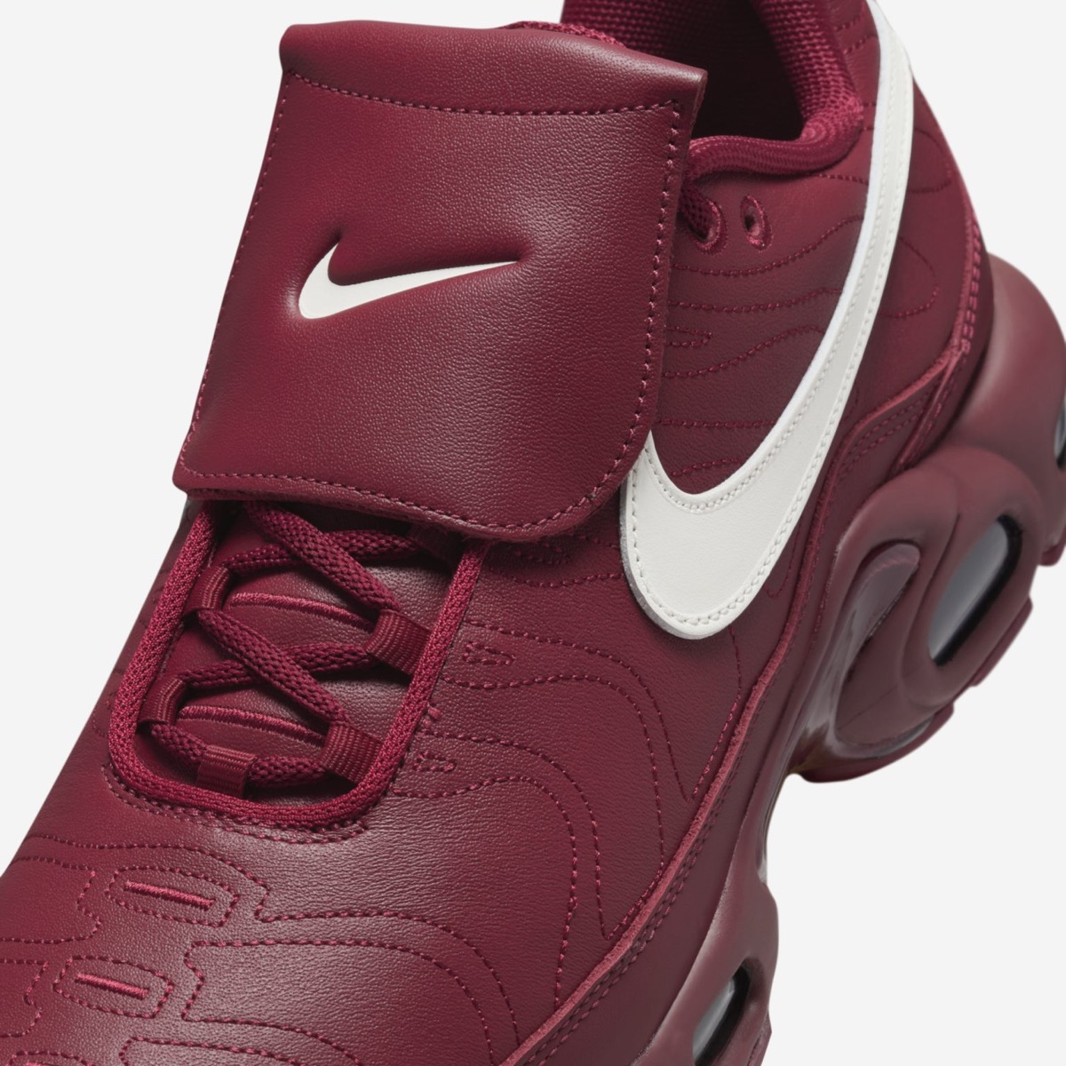 Nike Air Max Plus TNPO “Team Red”が国内7月18日に発売［HM5654-600