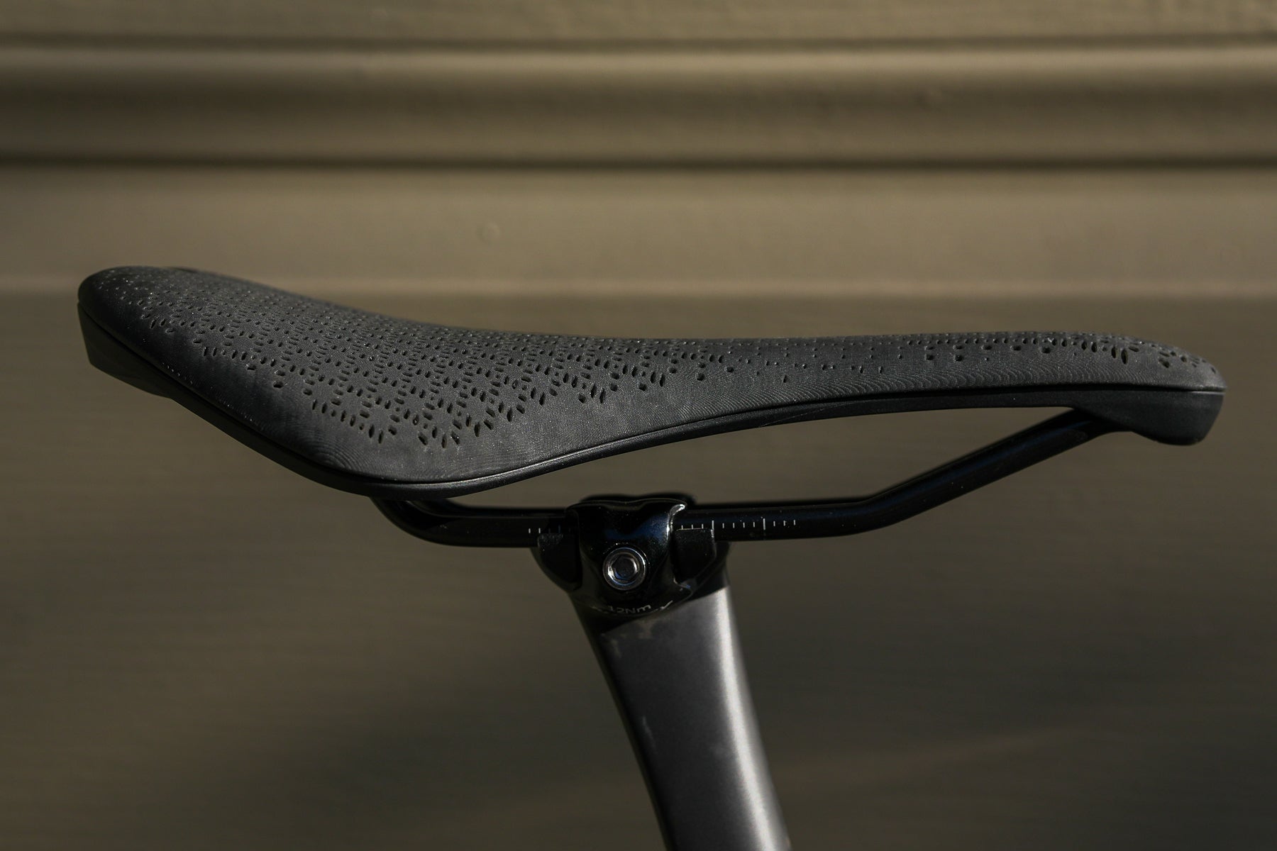 First Ride: Trek Aeolus AirLoom Saddle Brings 3D-Printed Saddle