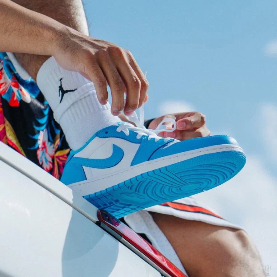 ナイキ SB エアジョーダン1 ロー NIKE SB AIR JORDAN 1 LOW UNC