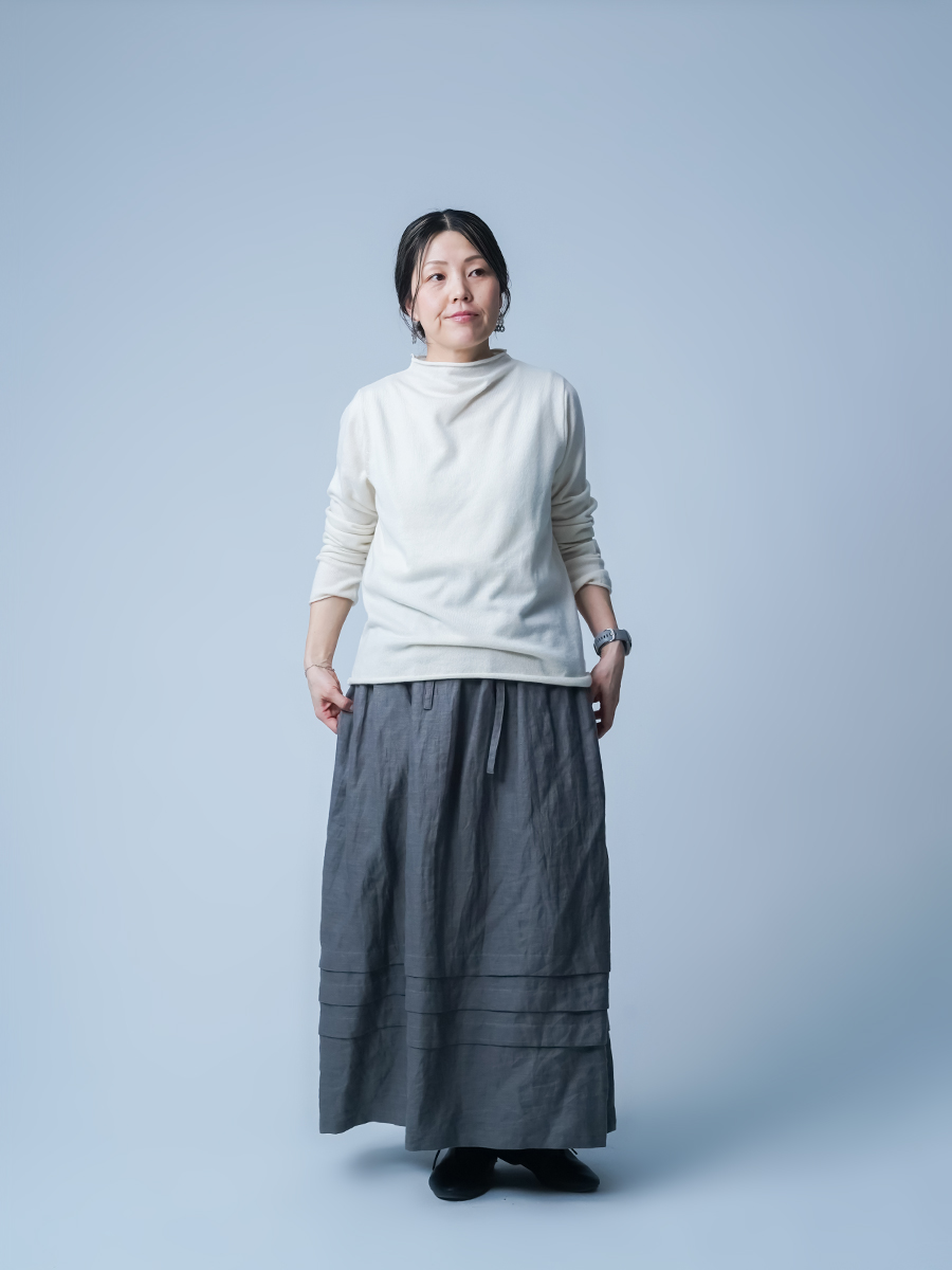 新感覚！カシミヤ70%×シルク30% 肌に優しいインナーセーター