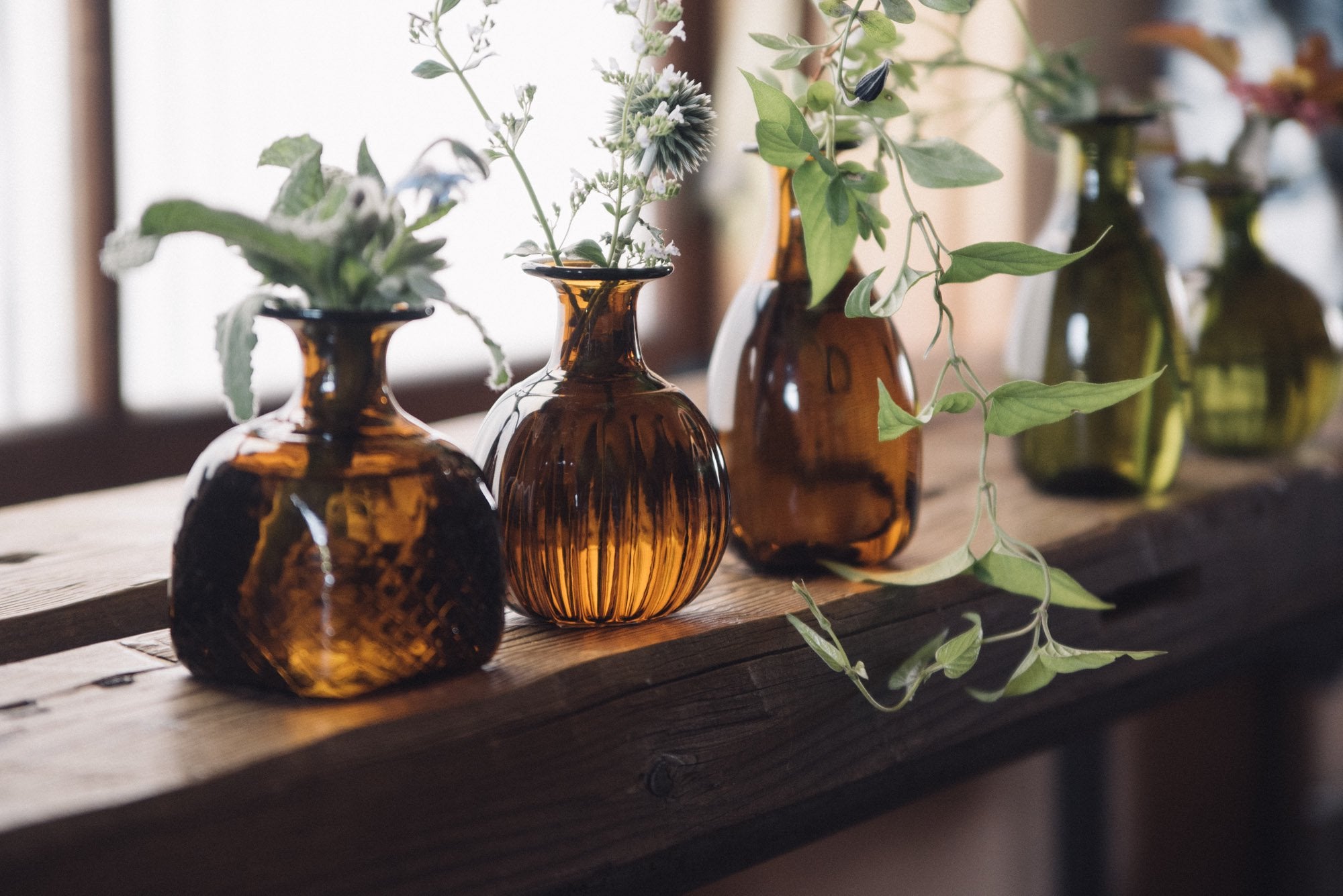 再生ガラス 一輪挿し アンバー｜ガラス工房 橙