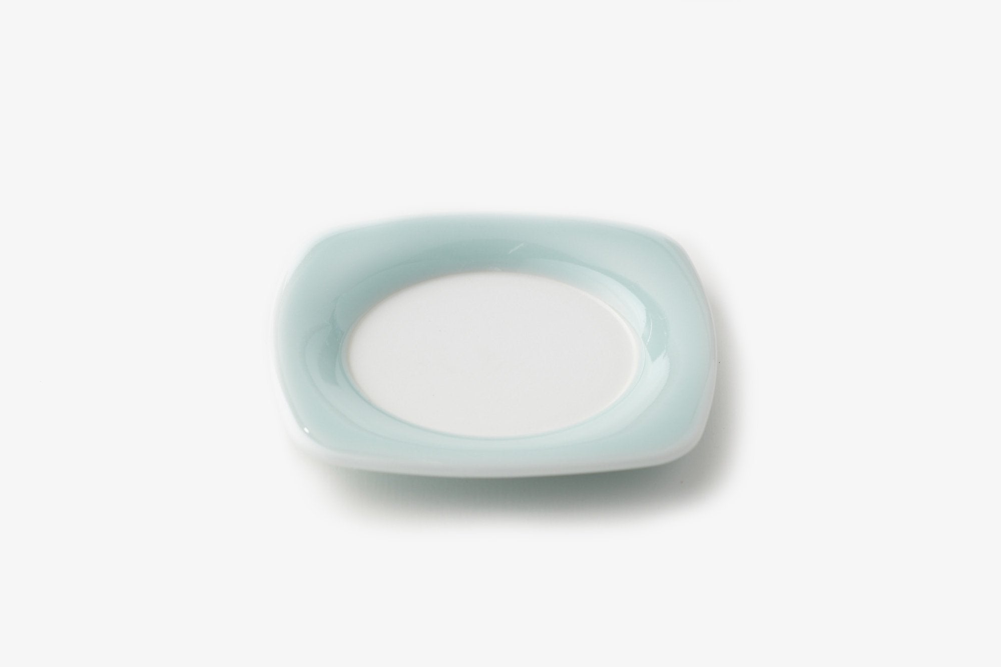 乙なもの】鍋島青磁 茶托｜鍋島虎仙窯