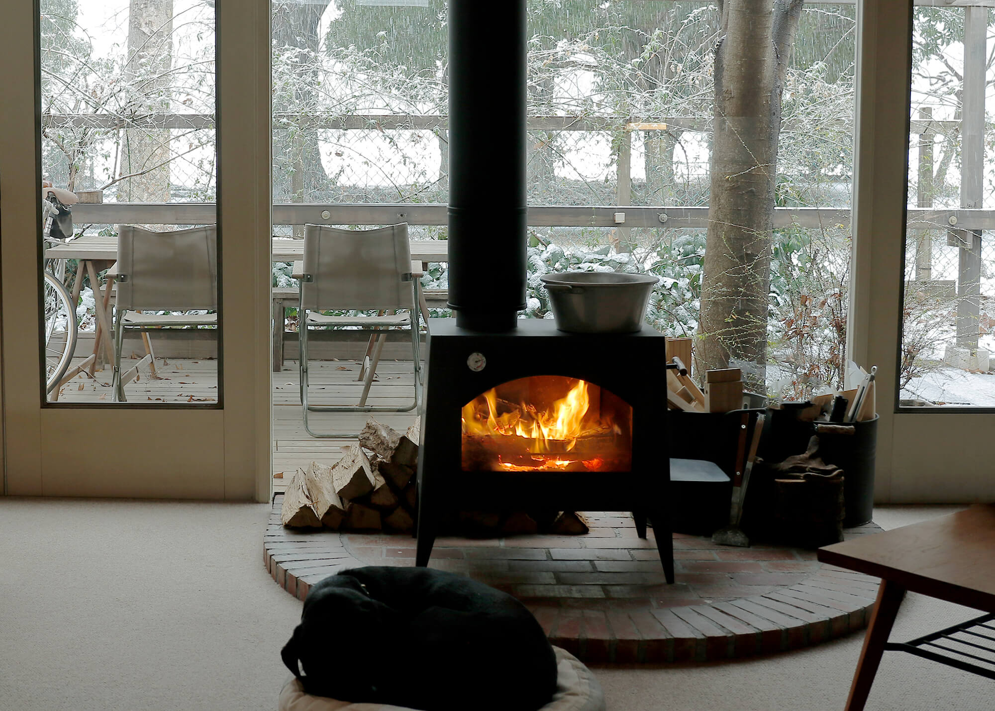 STOVE Black bird｜we architect