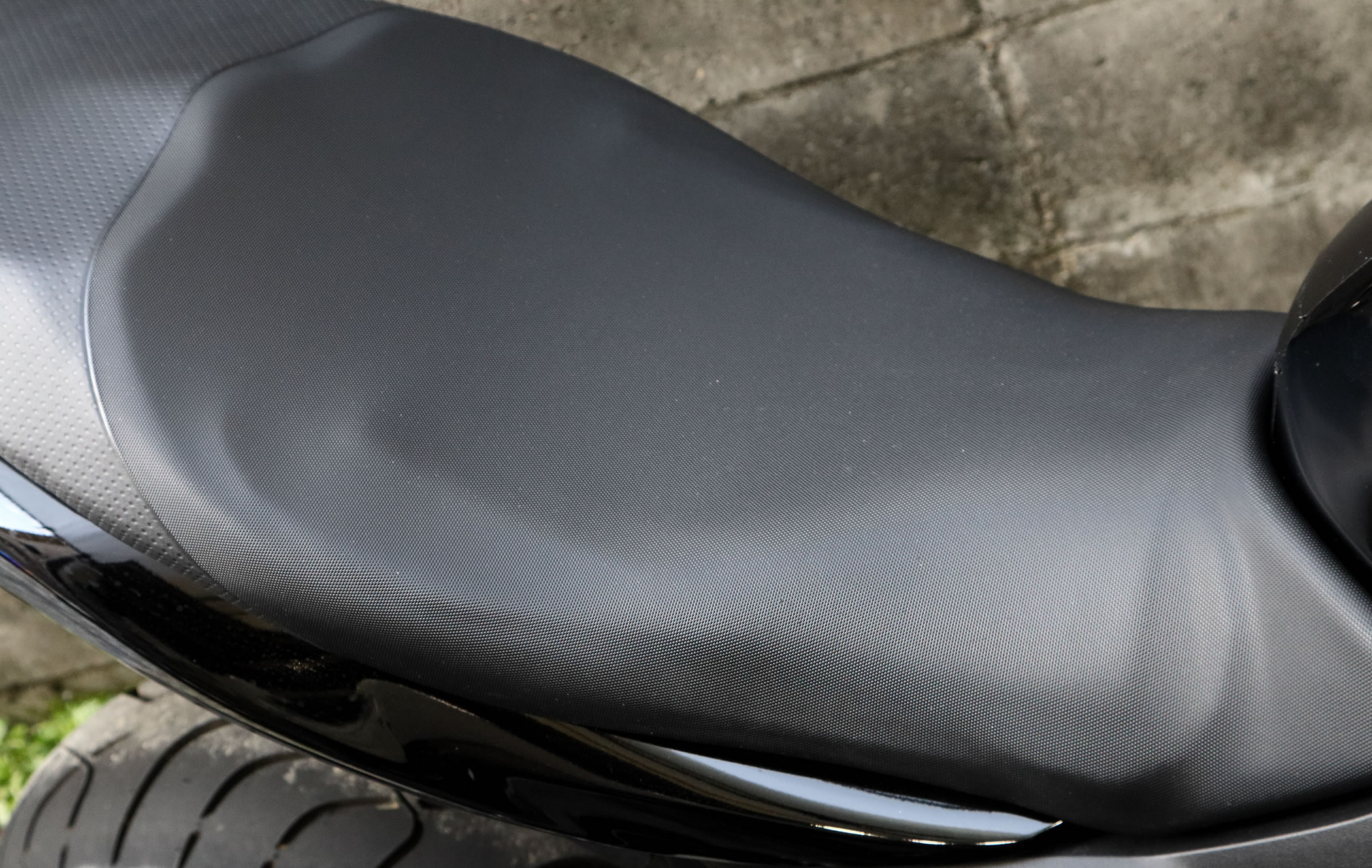 SV650(VP55B) シートクッション追加加工2