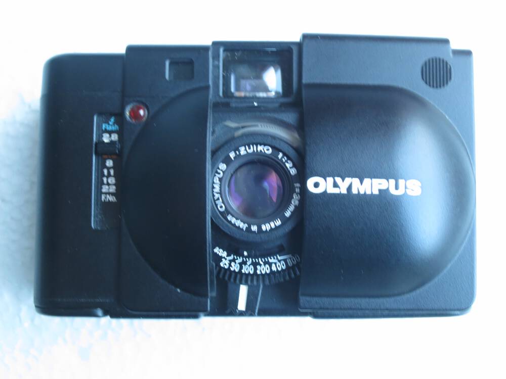 OLYMPUS XA