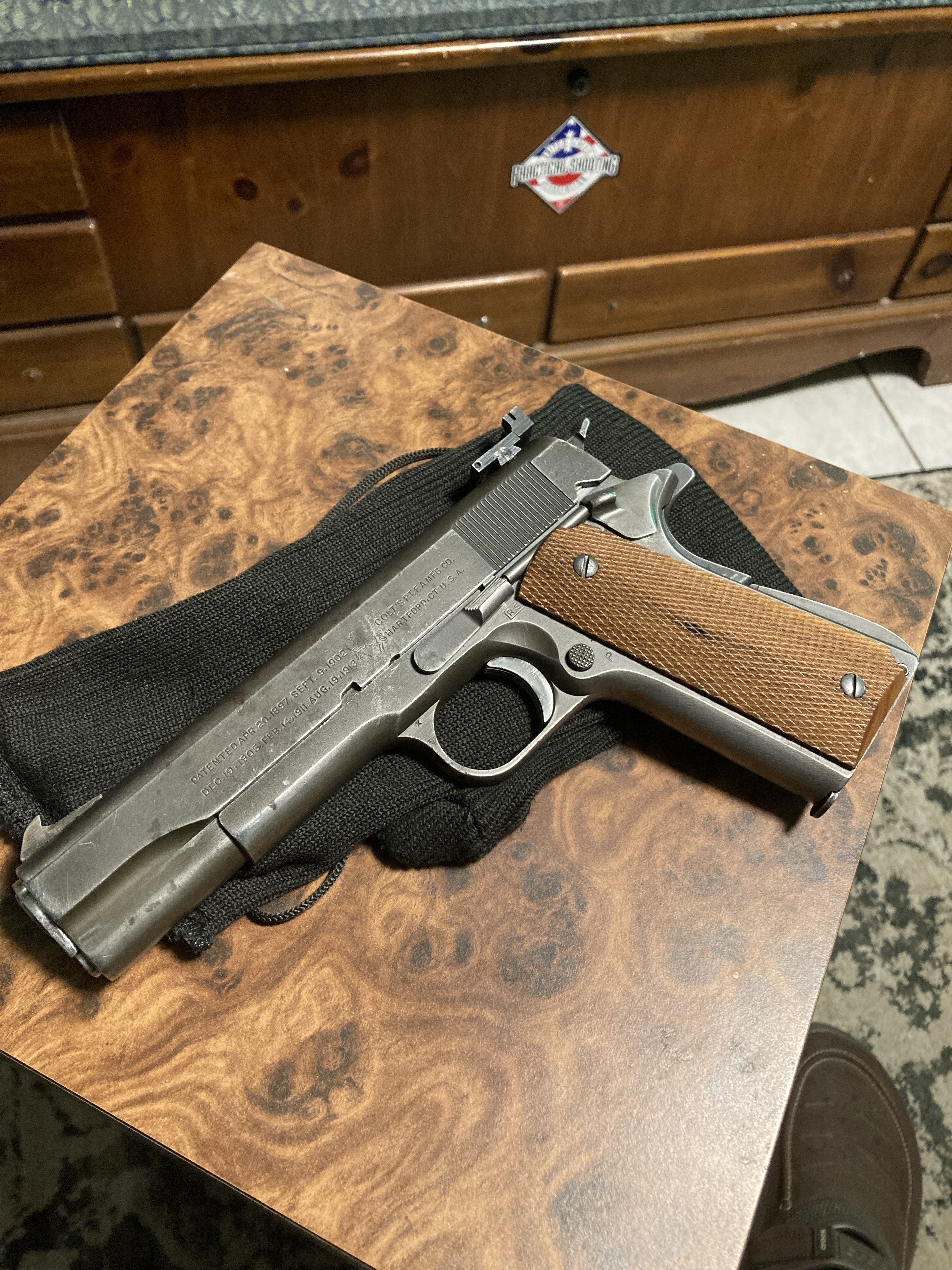 Bob Chow reworked/custom 1942 Colt 1911 Army | 1911Forum