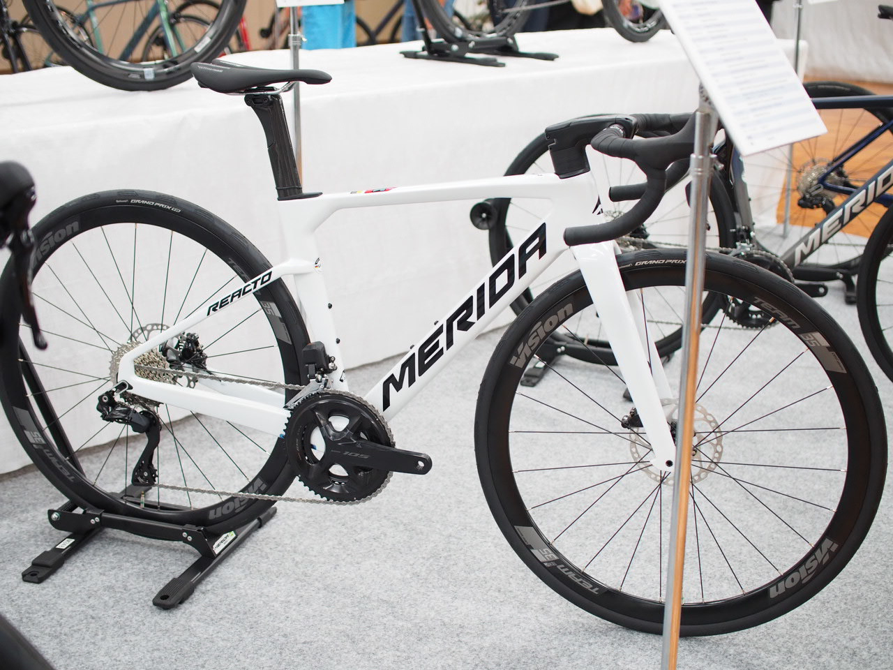 MERIDA(メリダ) REACTO(リアクト) 5000 105 Di2 完成車 2026