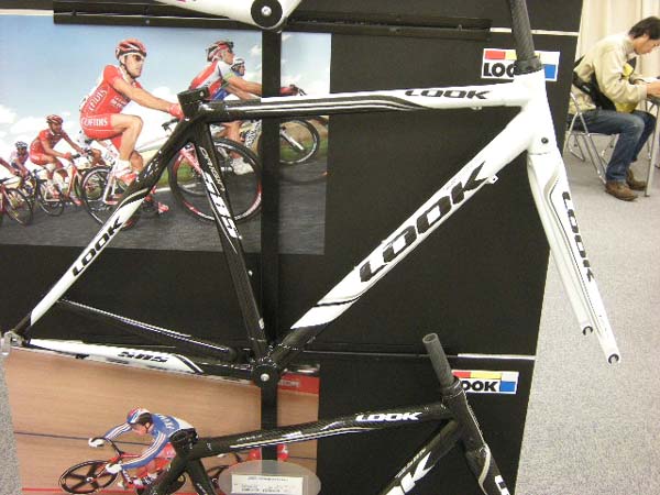 2010年 look 585 Look ルック ロードバイク カーボンロードフレーム 大阪