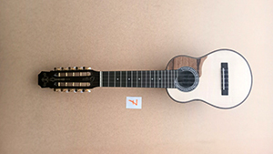 チャランゴ: アンデス・フォルクローレ音楽 楽器館「コチャバンバ」