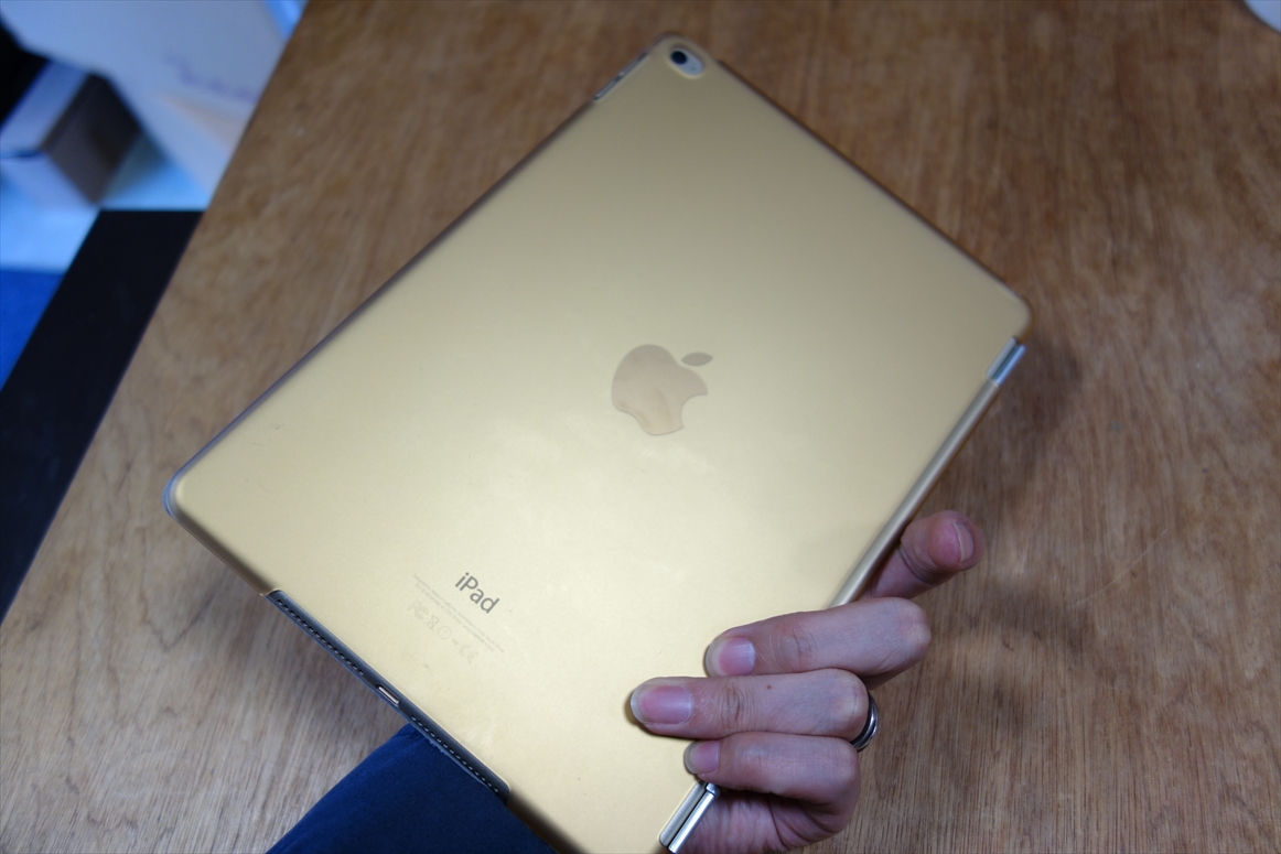 iPad]いまさらですが、iPad Air2 64GB Goldを買いました。新しい