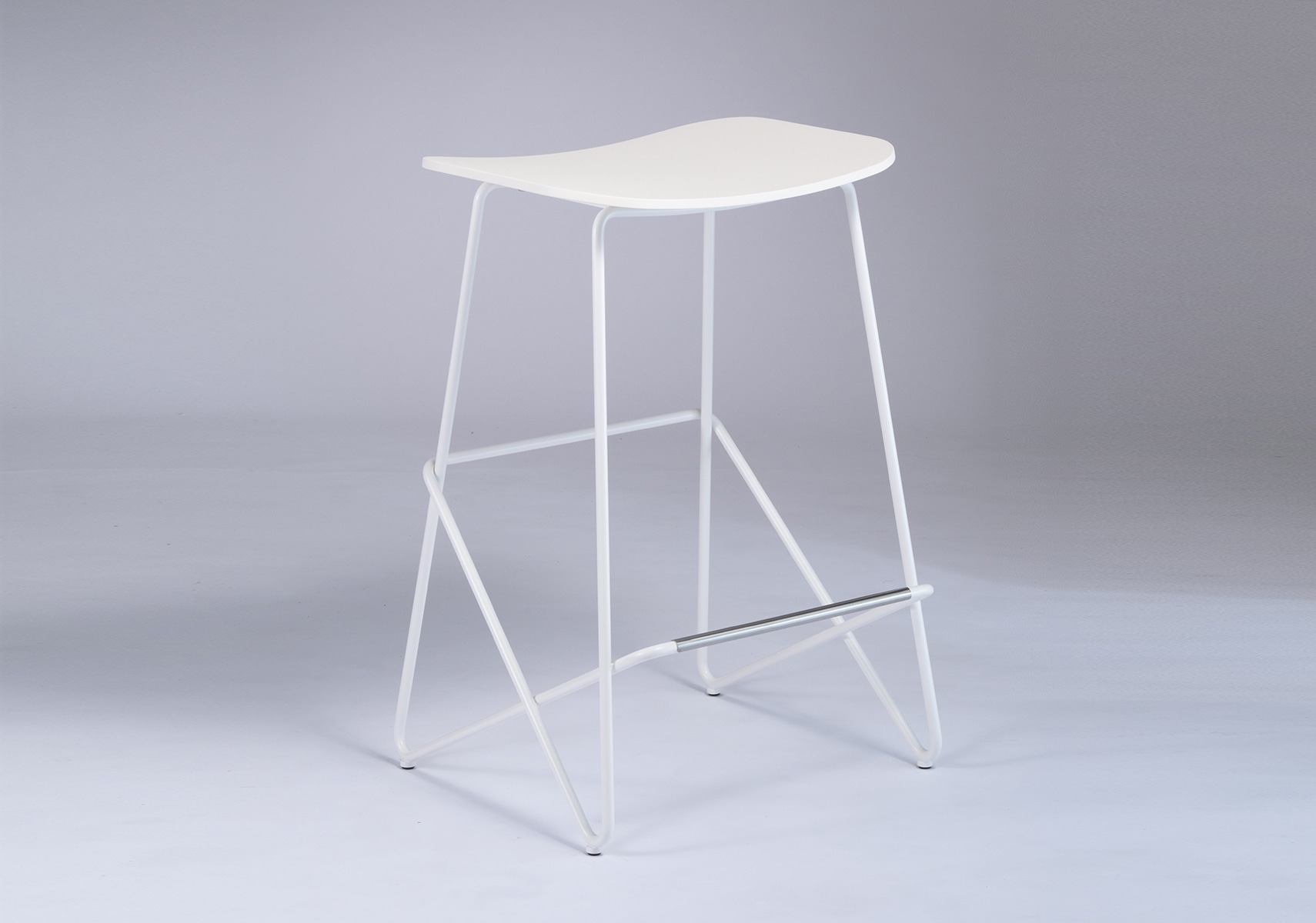 ixc.(イクスシー）ENDLESSエンドレス カウンタースツール|カッシーナ