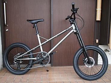 在庫車 | ACTIVE CYCLE 884