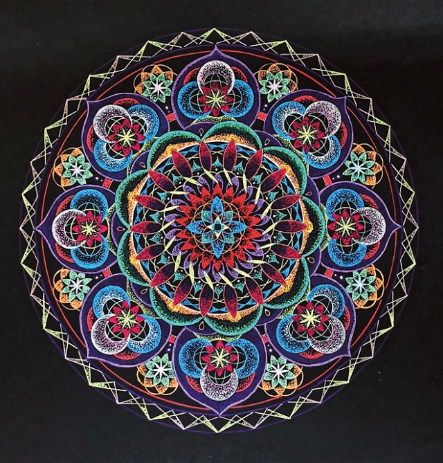 宙を奏でる点描曼荼羅画 in 福岡 - アクロス福岡