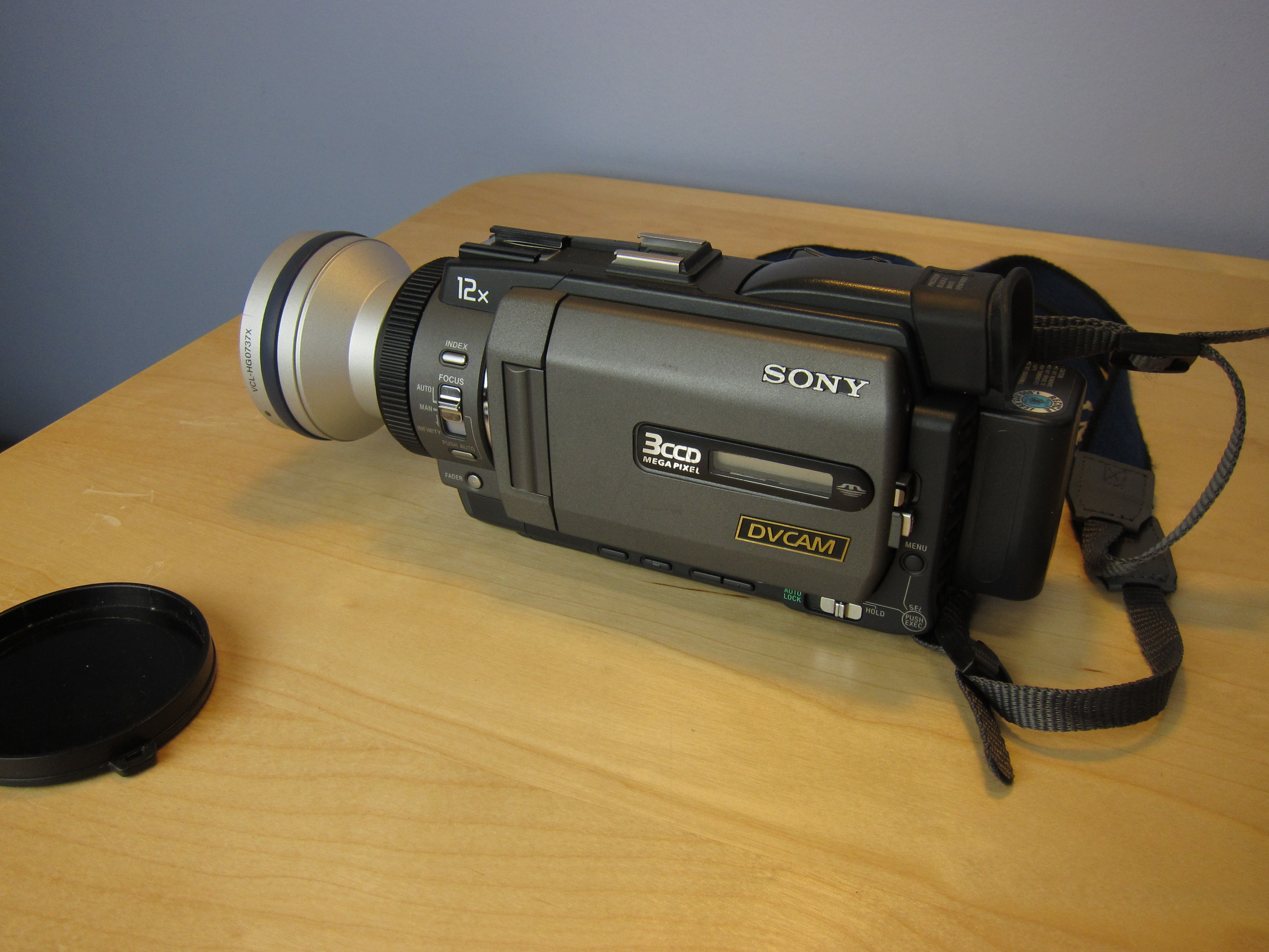 Sony Digital Video Camera – DSR-PDX10 – Intermedia Research Studio