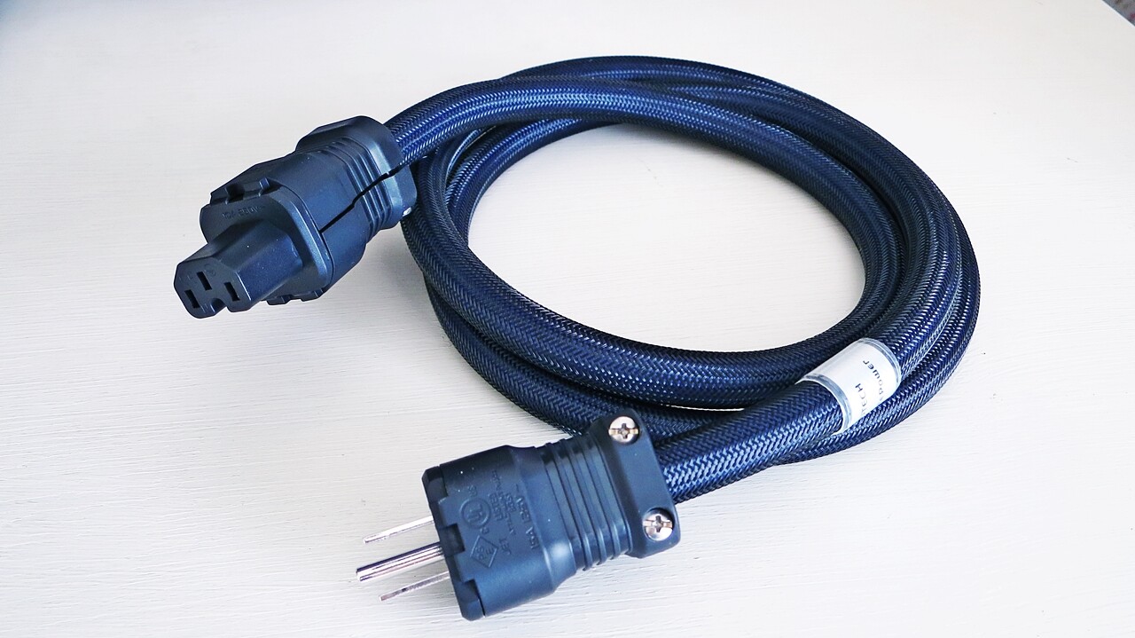 FURUTECH ADL Absolute Power-15 Plus 電源ケーブル レビュー | 箱庭的