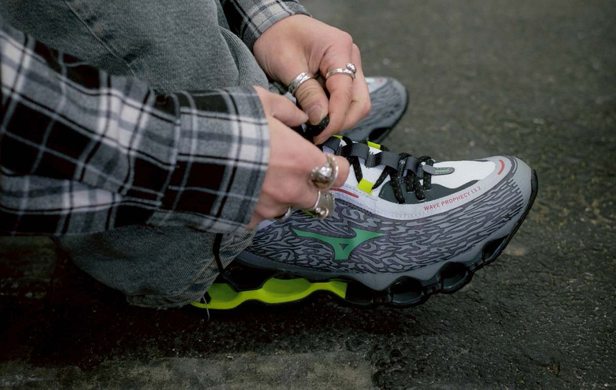 カルフ メスタリラン1.5 KARHU MESTARI RUN 1.5 BLACK / BLACK メンズ