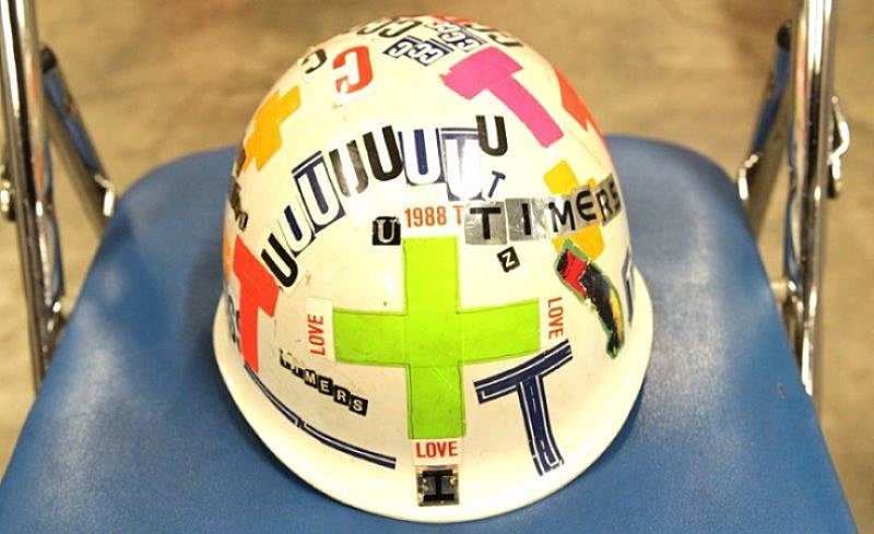 THE TIMERSの衣装がタワーレコード新宿店で展示決定 | Daily News