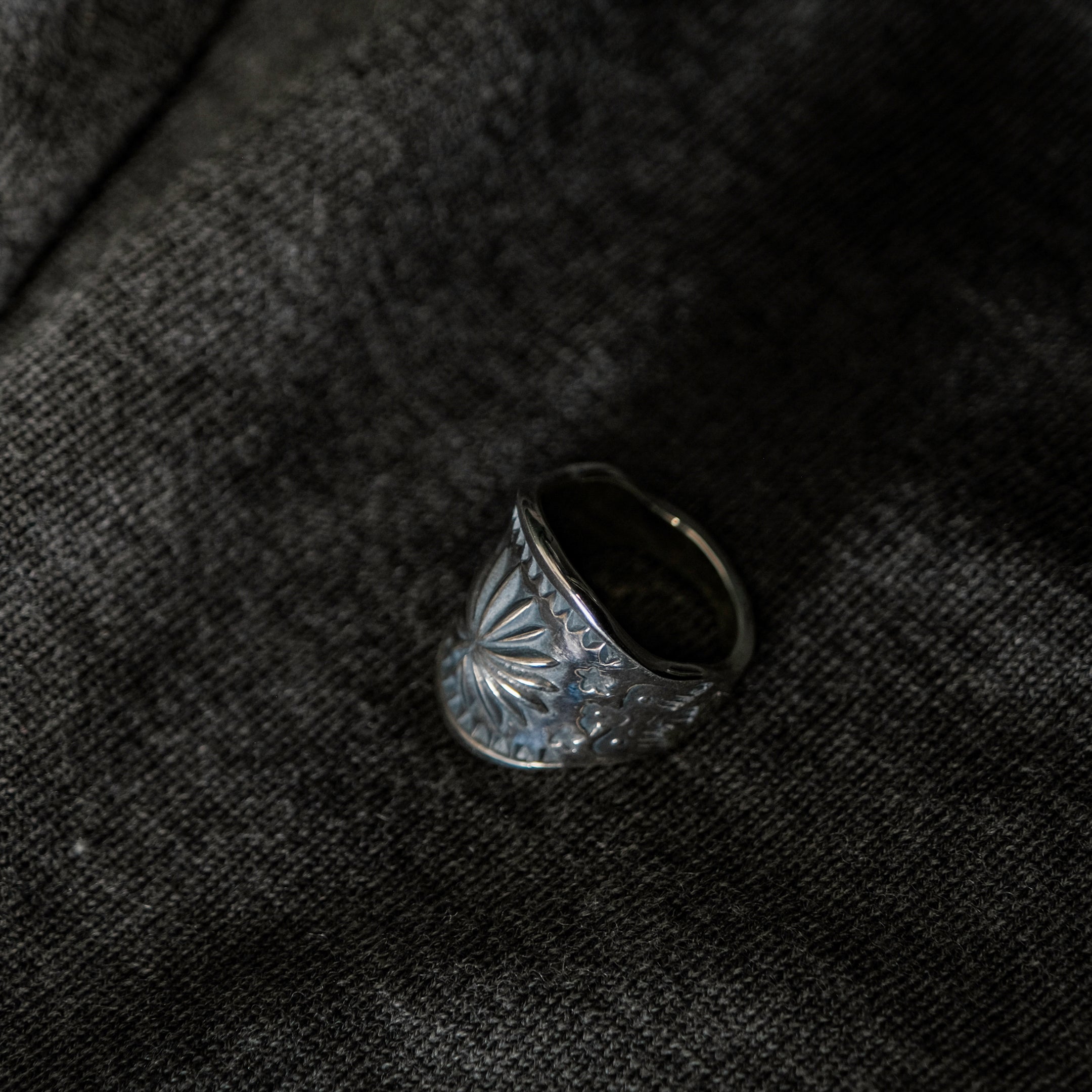 Larry Smith Oyster Ring – BROGUE