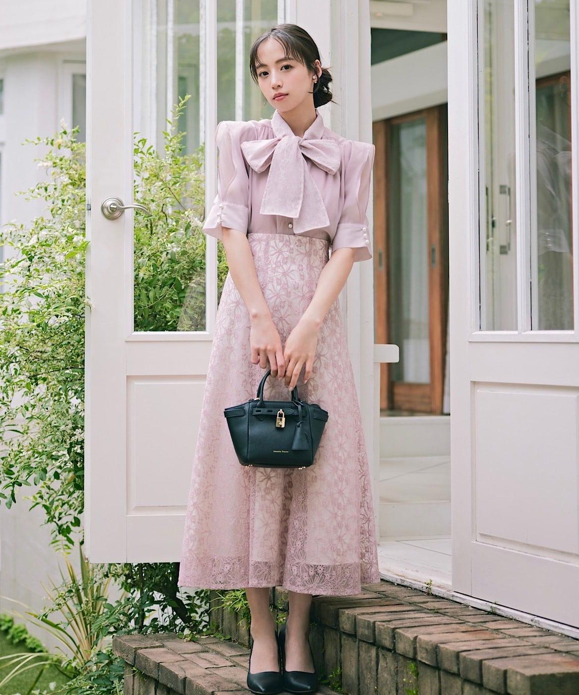 シャイニーフラワーレーススカート