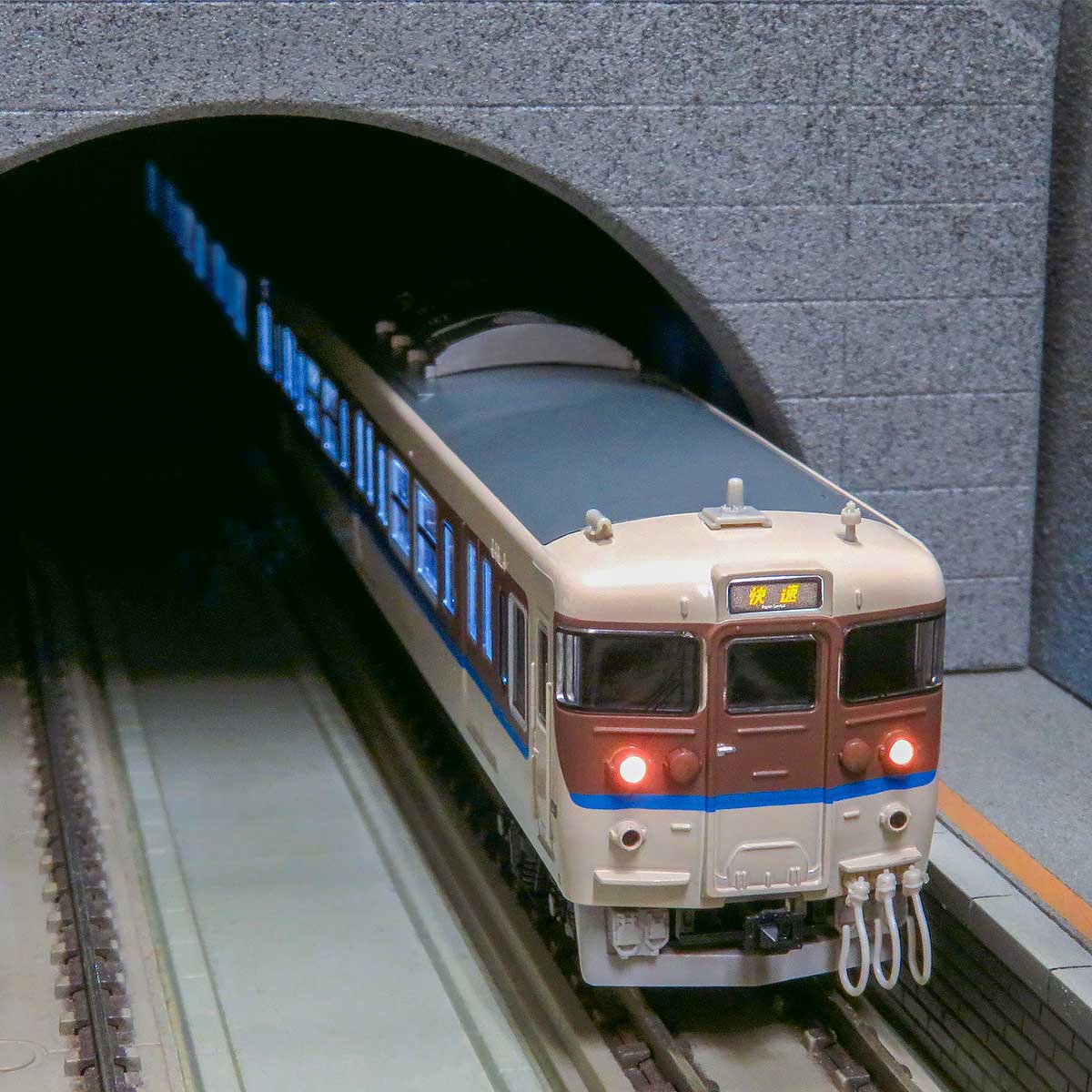 30469＞JR113系7700番台（40N体質改善車・更新色）4両編成セット（動力