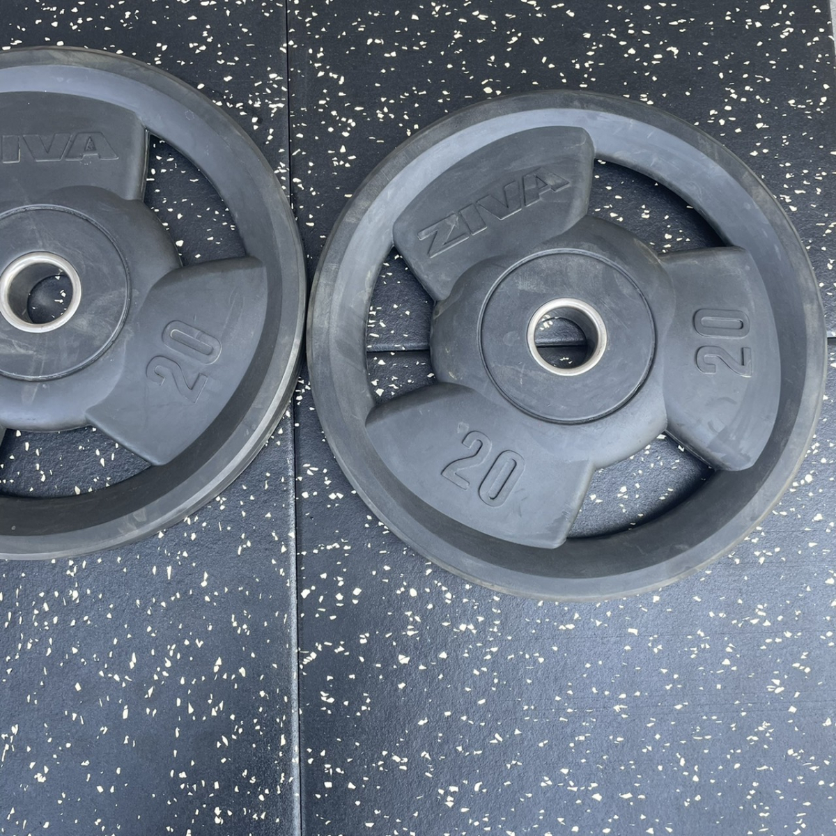 ラバーグリップディスクウェイトプレート 20㎏ 2枚セット (中古)（ZIVA