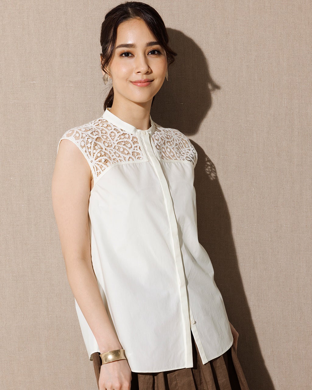 ショルダーレース・ノースリーブブラウス/DoCLASSE