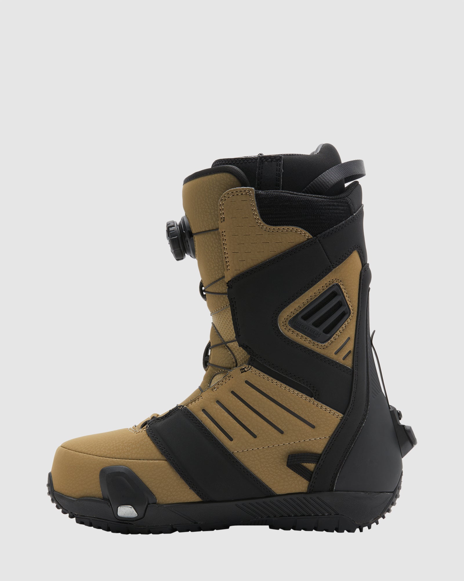 Mens Judge Step On BOA Snowboard Boots - LIGHT BROWN/BLACK / 13