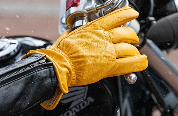 グローブ｜（ツーリング・レーシング）｜デグナーの本革グローブ