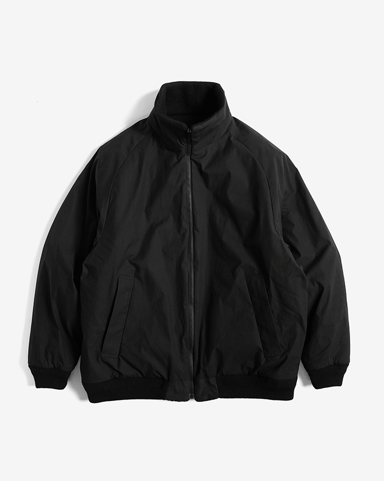 STAND COLLAR ZIP BLOUZON / BLACK | YAECA (MEN)(ヤエカ) | OUTER